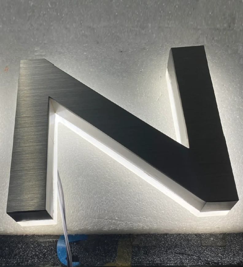 水晶背发光字-半精工