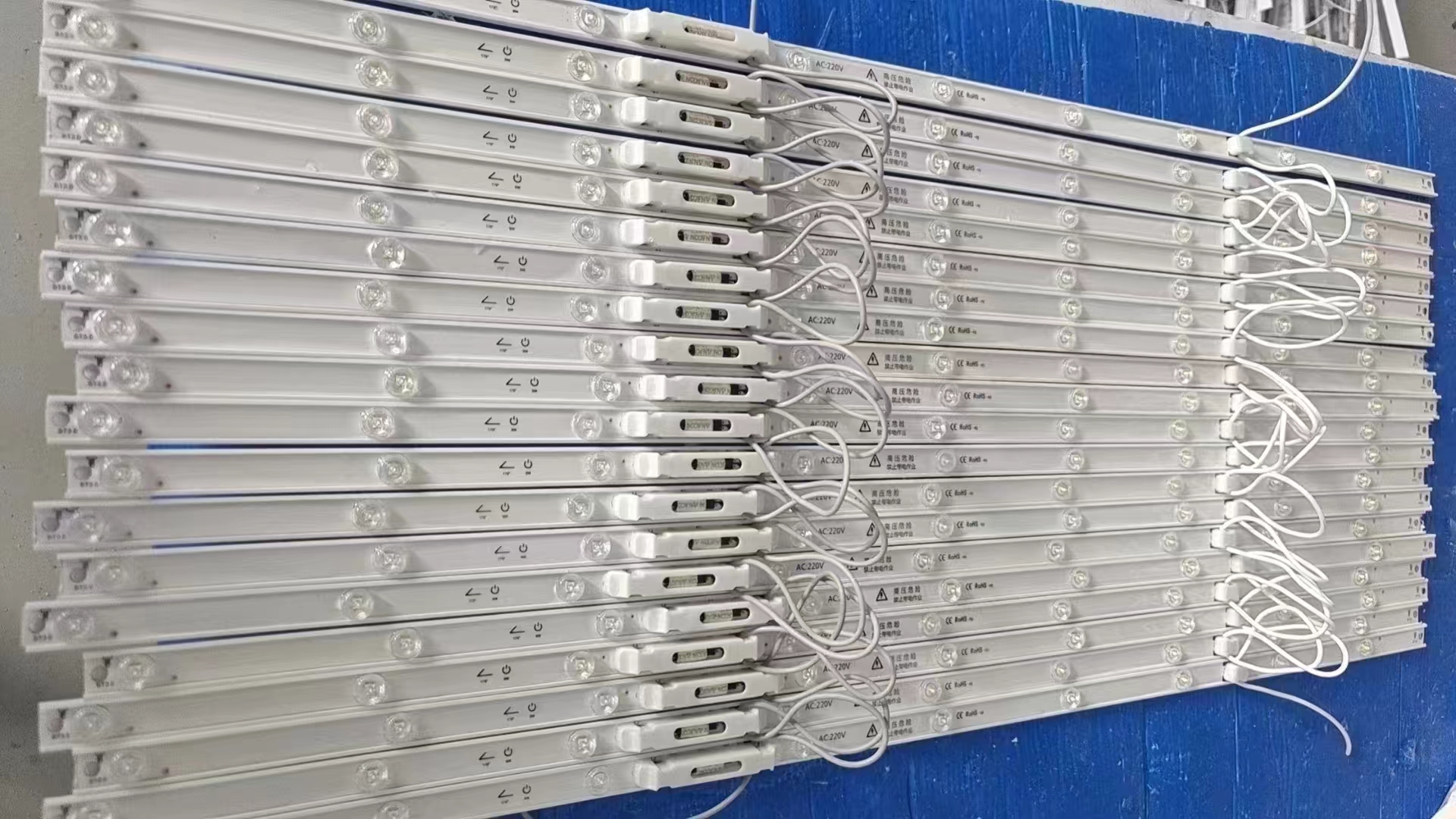 高压防雨漫反射灯条