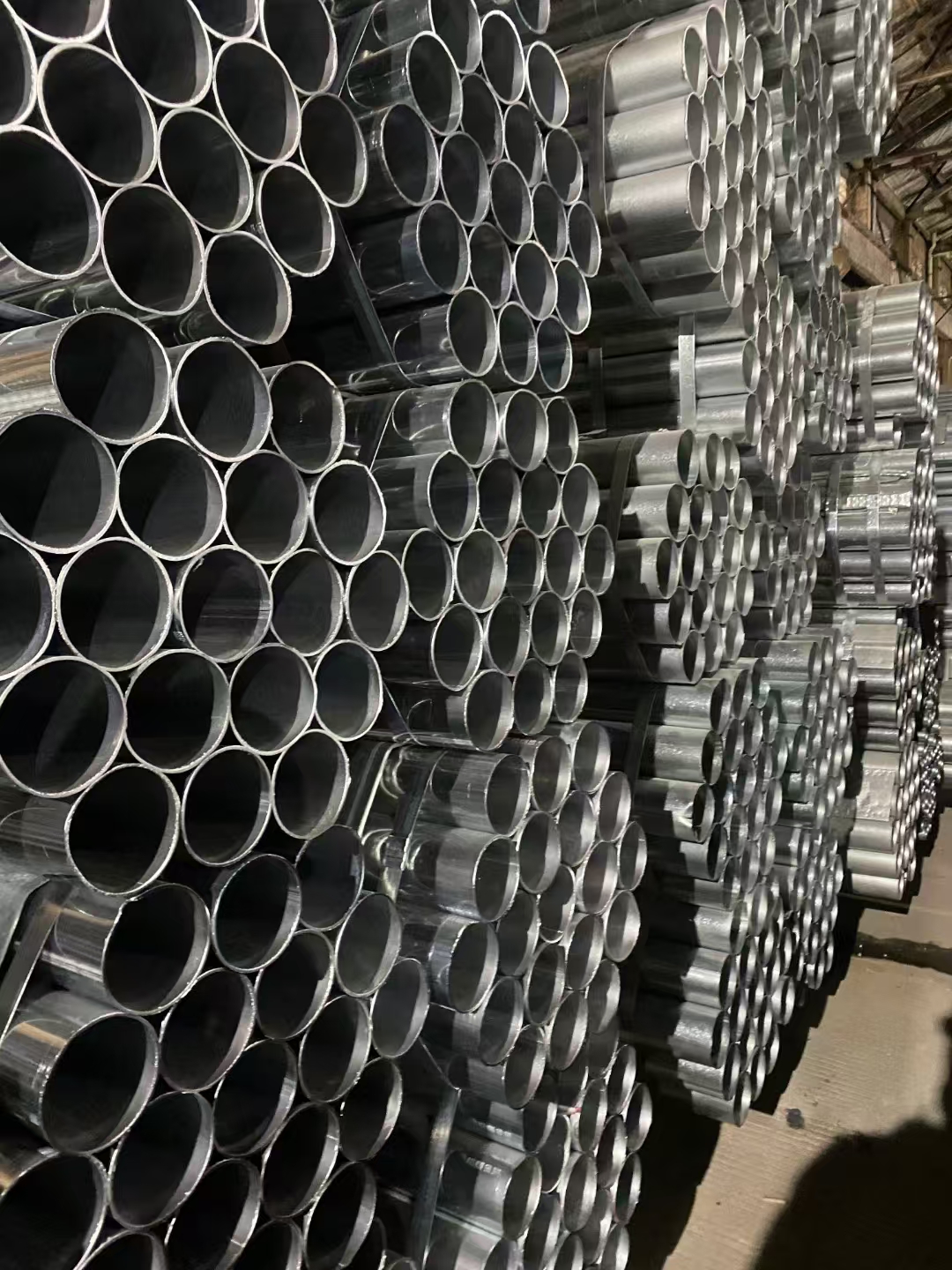 镀锌圆管/钢材/方通/钢管/在线联系报价