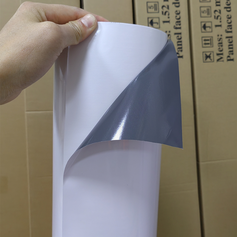 高品质可移除灰胶车贴-户外写真