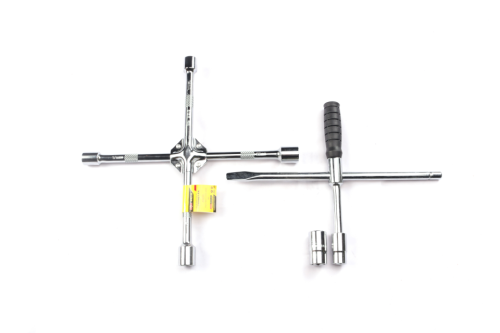 世克十字架轮胎扳手（SK0118）世克400十字架 (带夹)