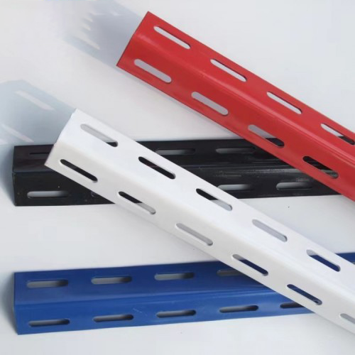 万能角铁 （3米/条)