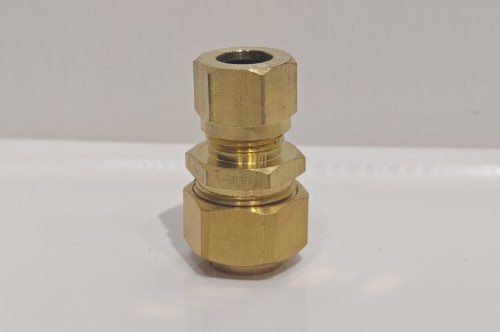 天然气管快接/天然气管专用接头/天然气管专用
配件天然气管快插接头