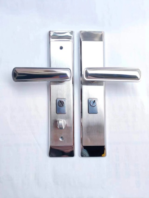 8028-05方孔 亮光拉手