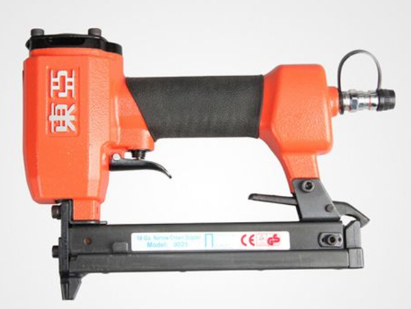 东亚气动码钉枪422J